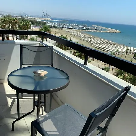 Purple Seaview * لارنكا